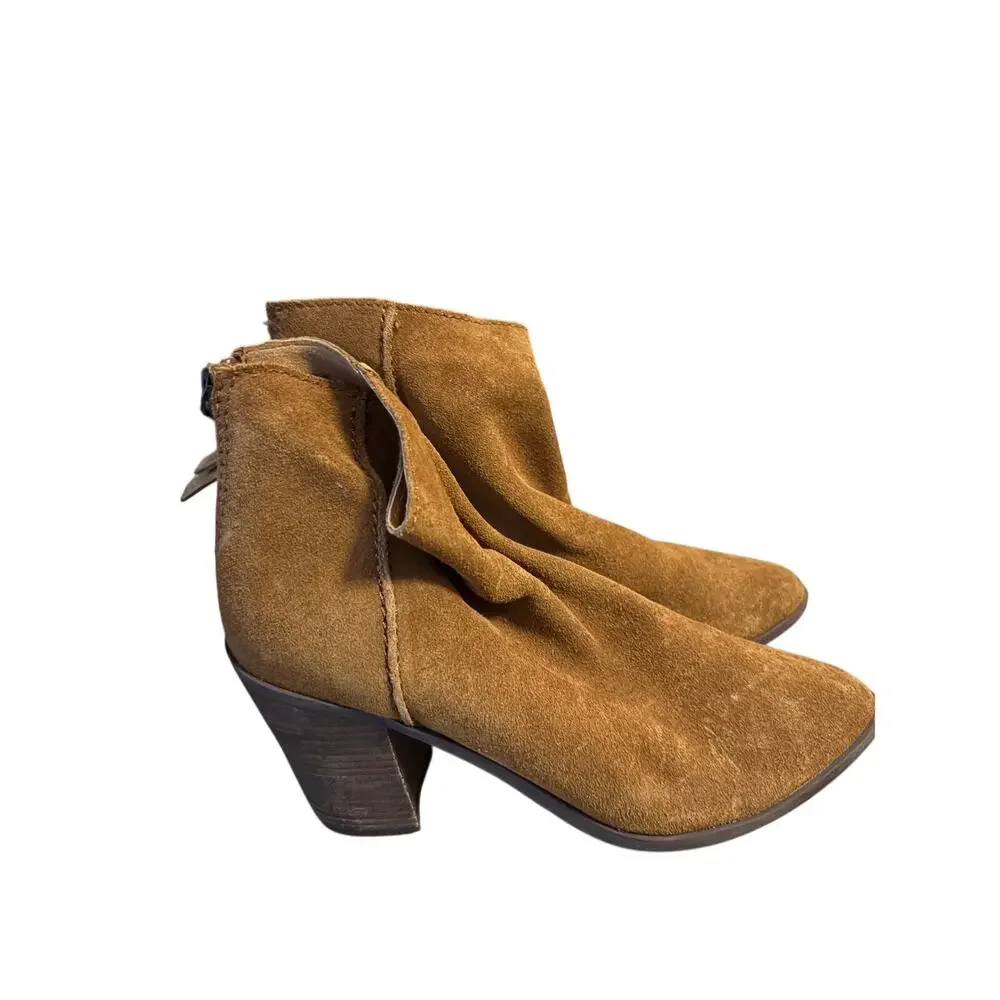 BP Tan Suede Pointed Toe Ankle Boots Womens Size 9.5